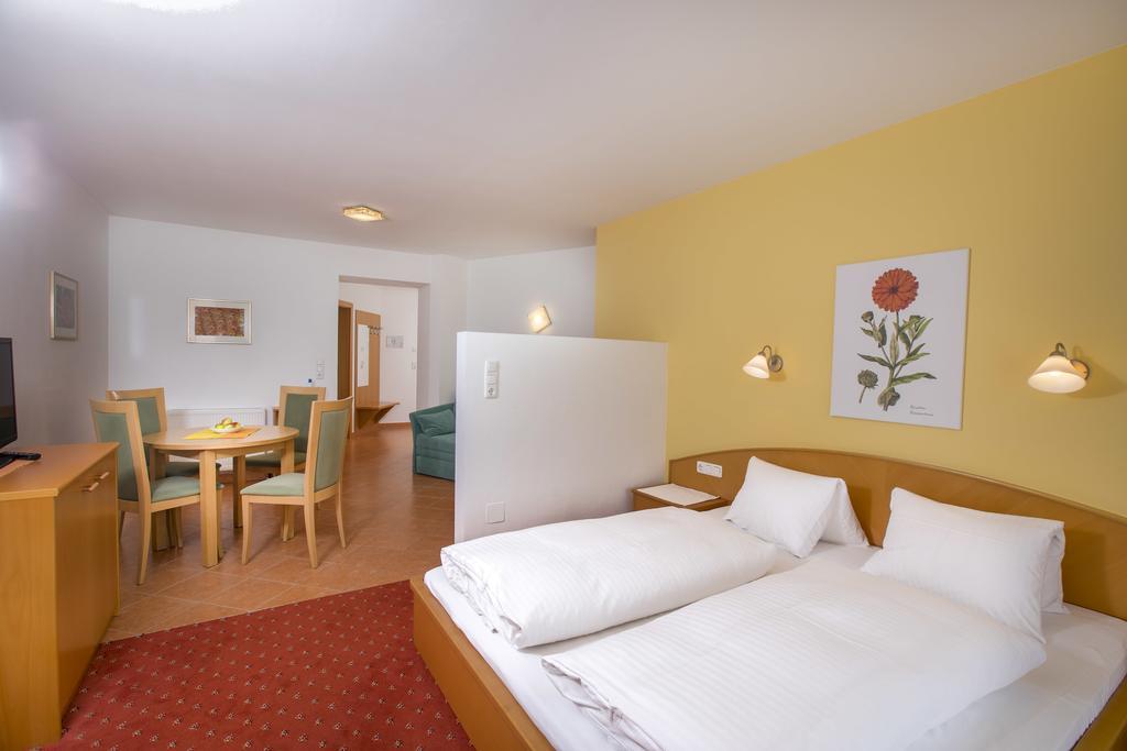Hotel Garni Roesslhof Hollersbach im Pinzgau Pokój zdjęcie